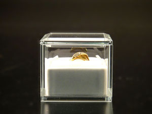 【クリスタルガラス表彰記念品】ダイヤモンド用リング・ケース　角型<br />CRC-S-58<br />￥3,800