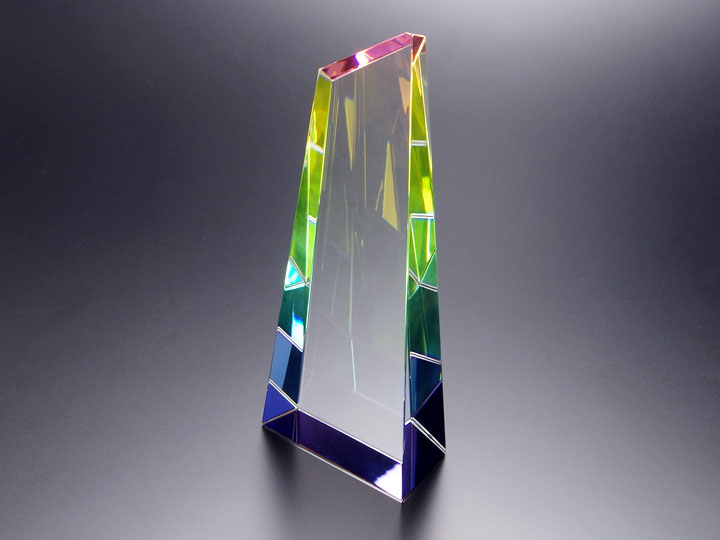 【クリスタルガラス表彰記念品】アッパー・トレンド・レインボー・トロフィー 大サイズ<br />LUCT-200<br />￥16,000