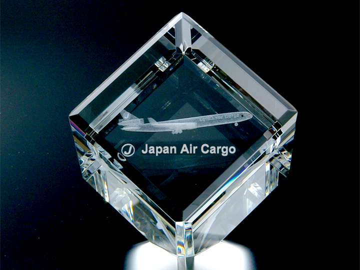 【クリスタルガラス記念品】推奨3Dクリスタル製品(正四角形) 120mmサイズ　LC-120（特大）